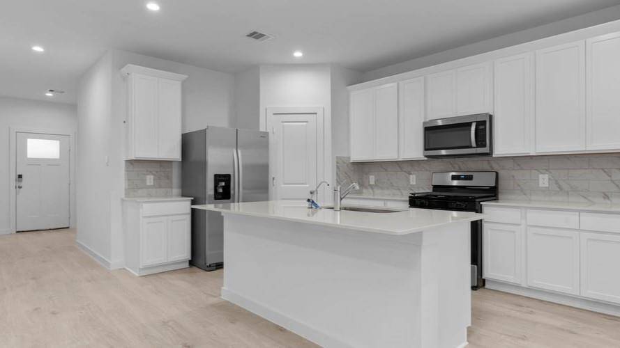 *Images and 3D tour are for illustration only and options may vary from home as built.