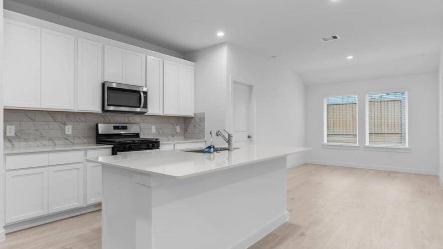*Images and 3D tour are for illustration only and options may vary from home as built.