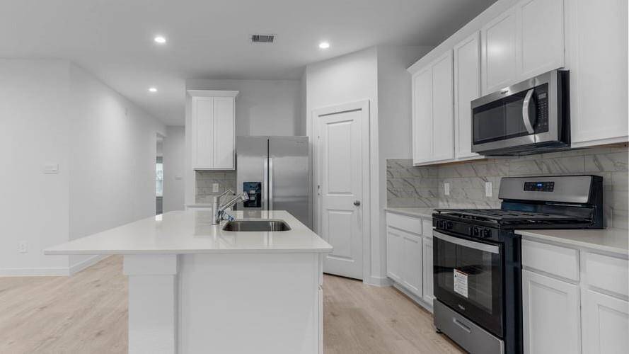 *Images and 3D tour are for illustration only and options may vary from home as built.