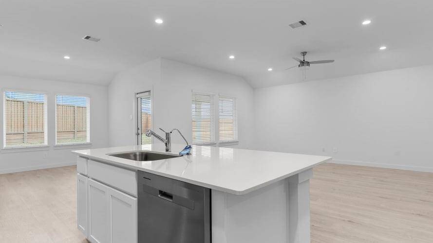 *Images and 3D tour are for illustration only and options may vary from home as built.