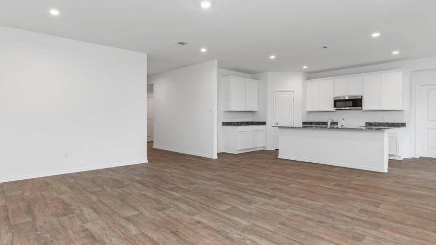 *Images and 3D tour are for illustration only and options may vary from home as built.