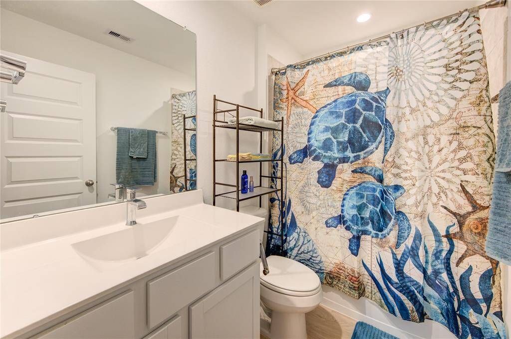 Secondary Bathroom A