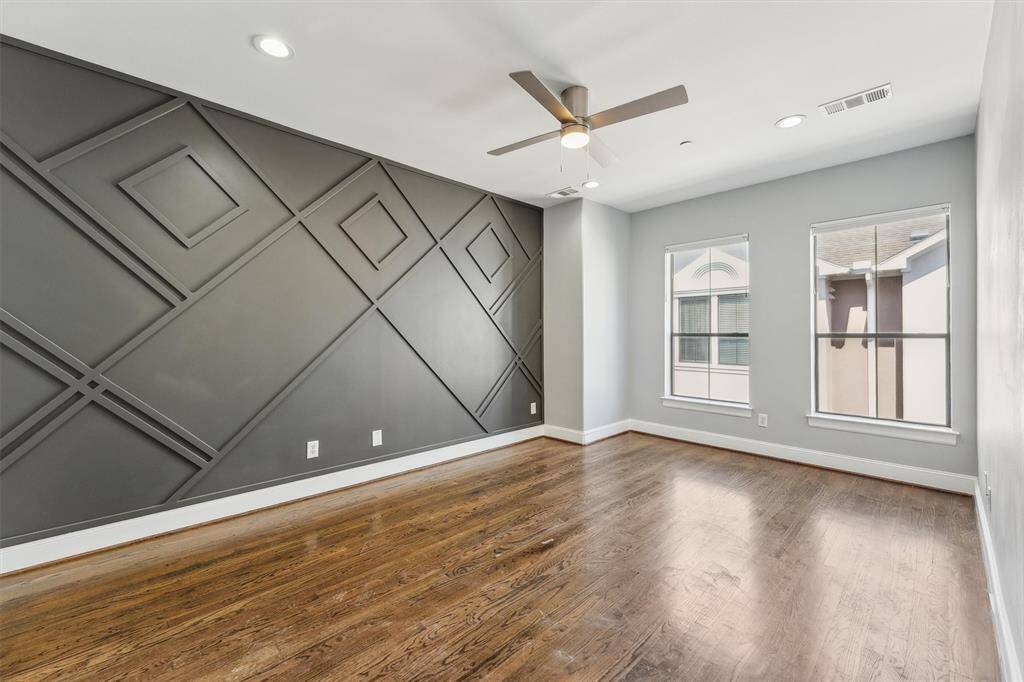 Primary Suite w/Accent Wall