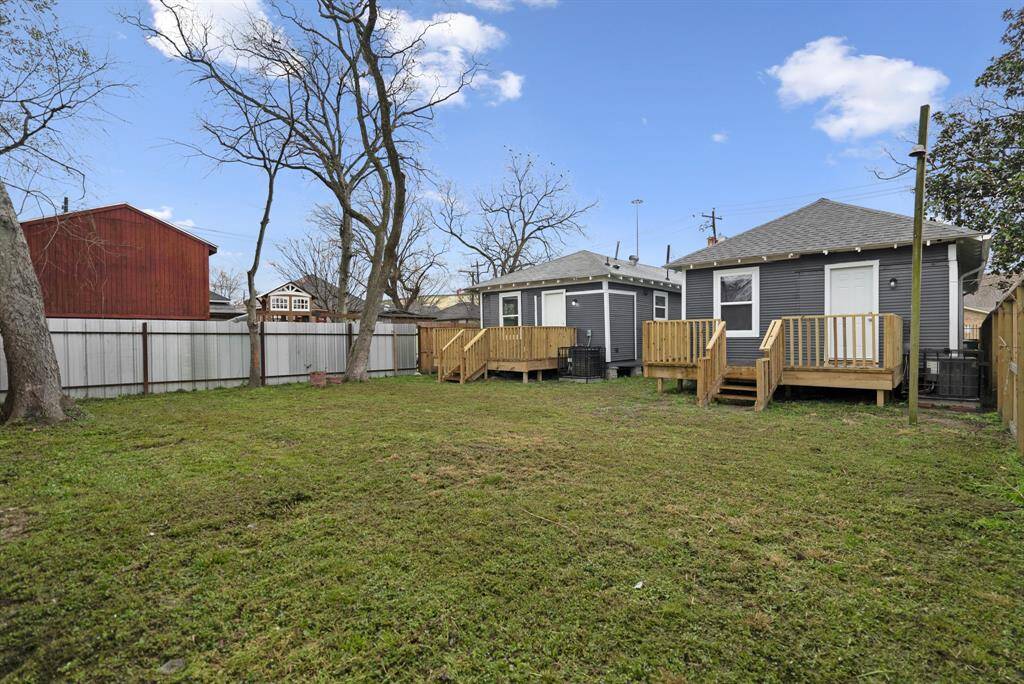 look at this backyard!
