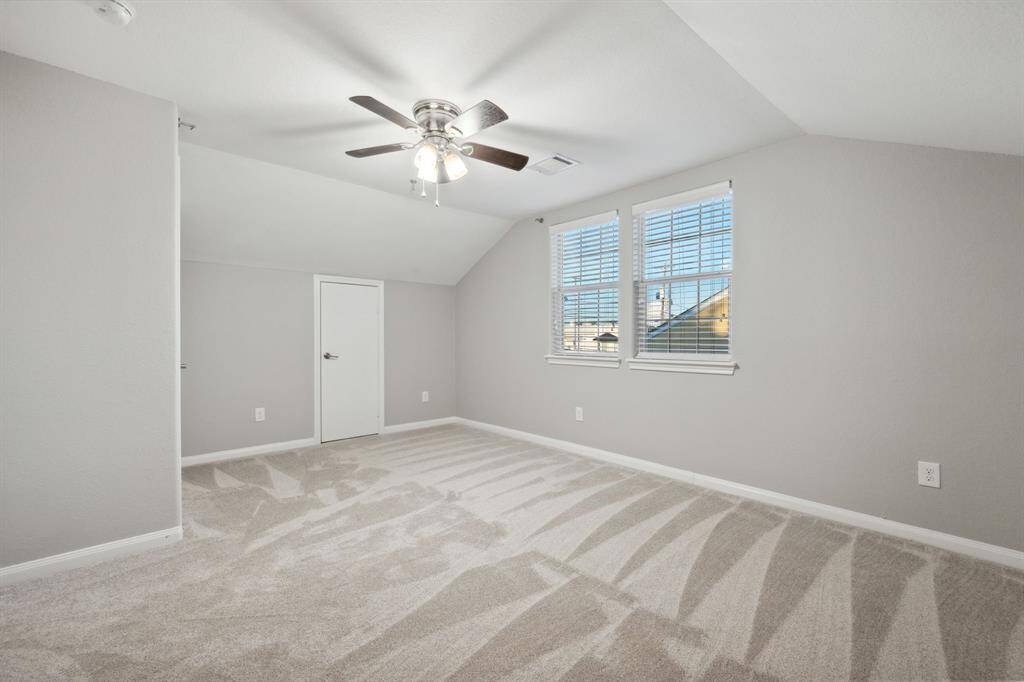 Fresh carpet lines so perfect, they deserve their own Instagram account.