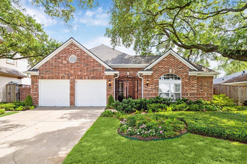 The story and a half home has 3 bedroom and 3 full bathrooms with a half bath as well. A study could be a fourth bedroom if needed. The casita at the right in the photo is separate from the main house. Great for visiting guests.