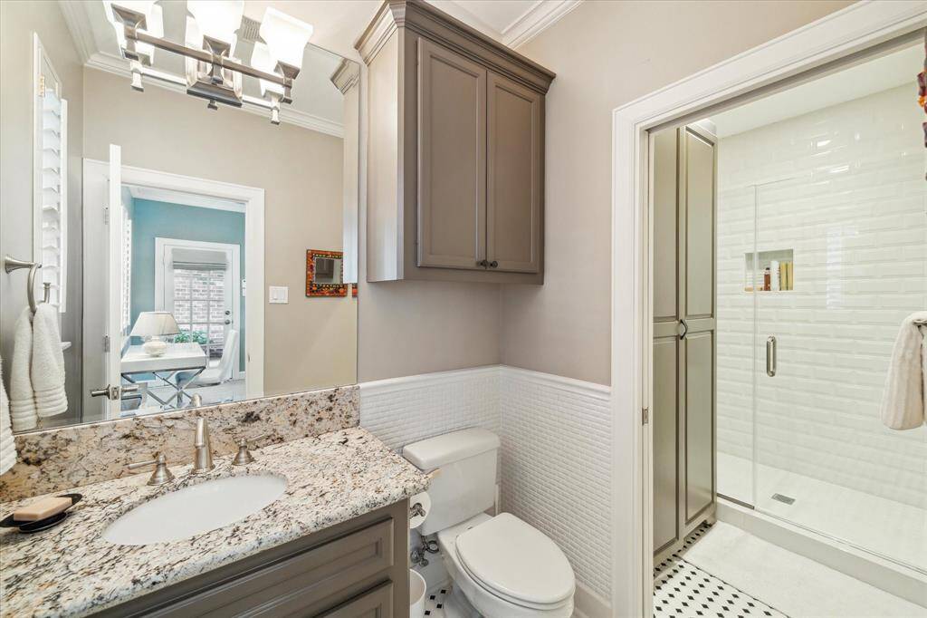 Full bathroom with walk in shower and closet for the casita.