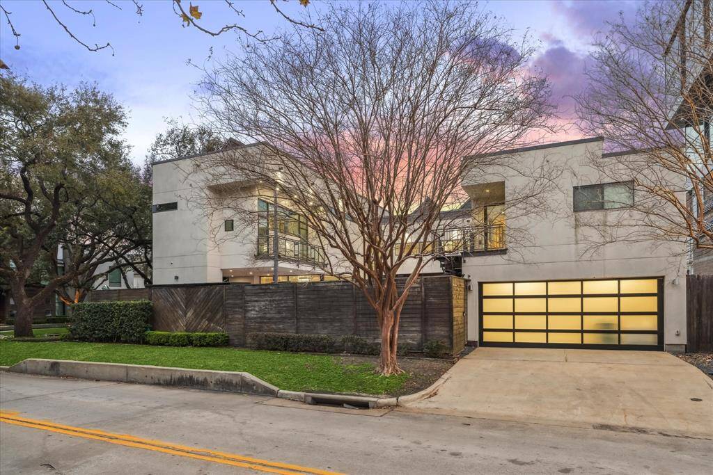 This home features 2 driveways and a large 2 car garage