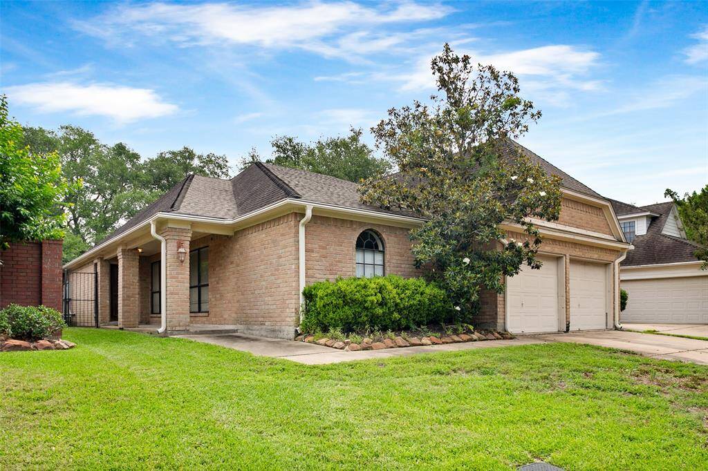Welcome to 4132 Deerfield Village Drive