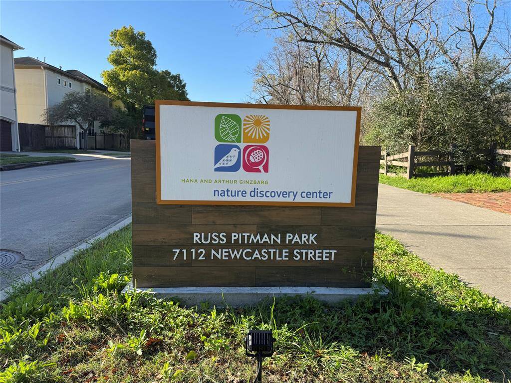 Also a 5-minute walk from the home is the Nature Discovery Center in Bellaire, providing a perfect opportunity for outdoor fun with family and friends.