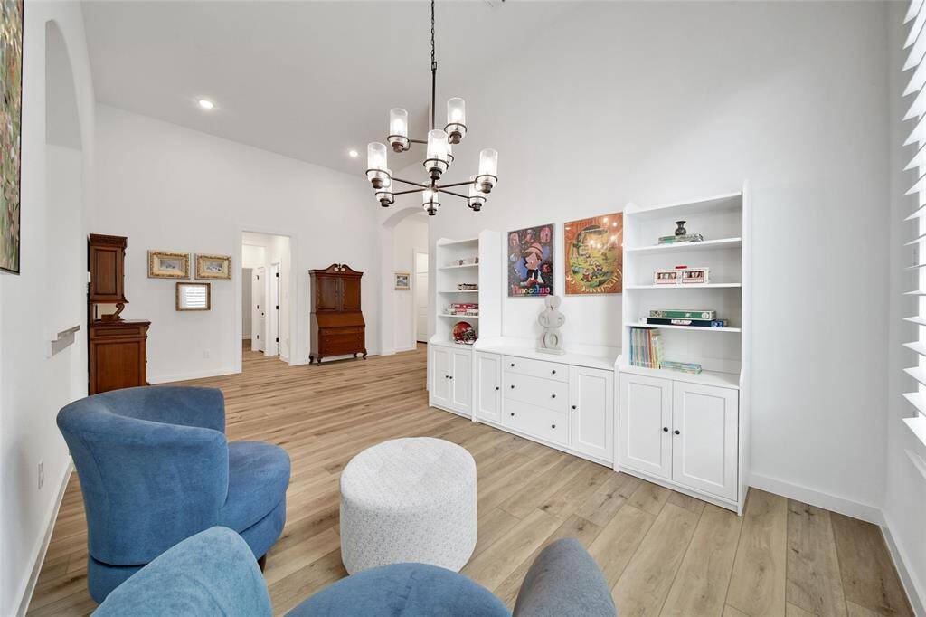You will appreicate the size of this room!