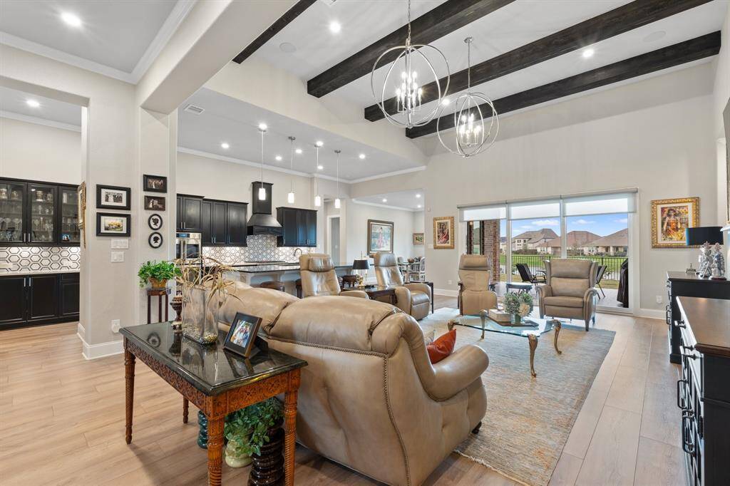 This open floorplan is designed for effortless entertaining, offering a seamless flow between living spaces to host guests in style and comfort!