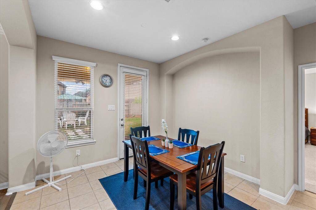 Breakfast area.