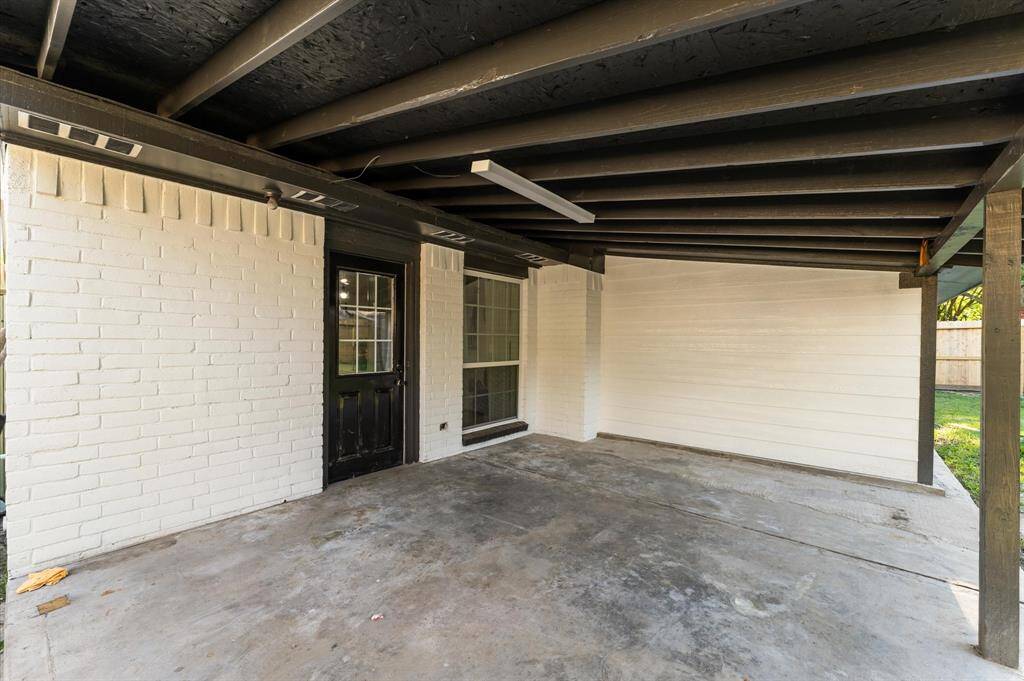 Covered patio.