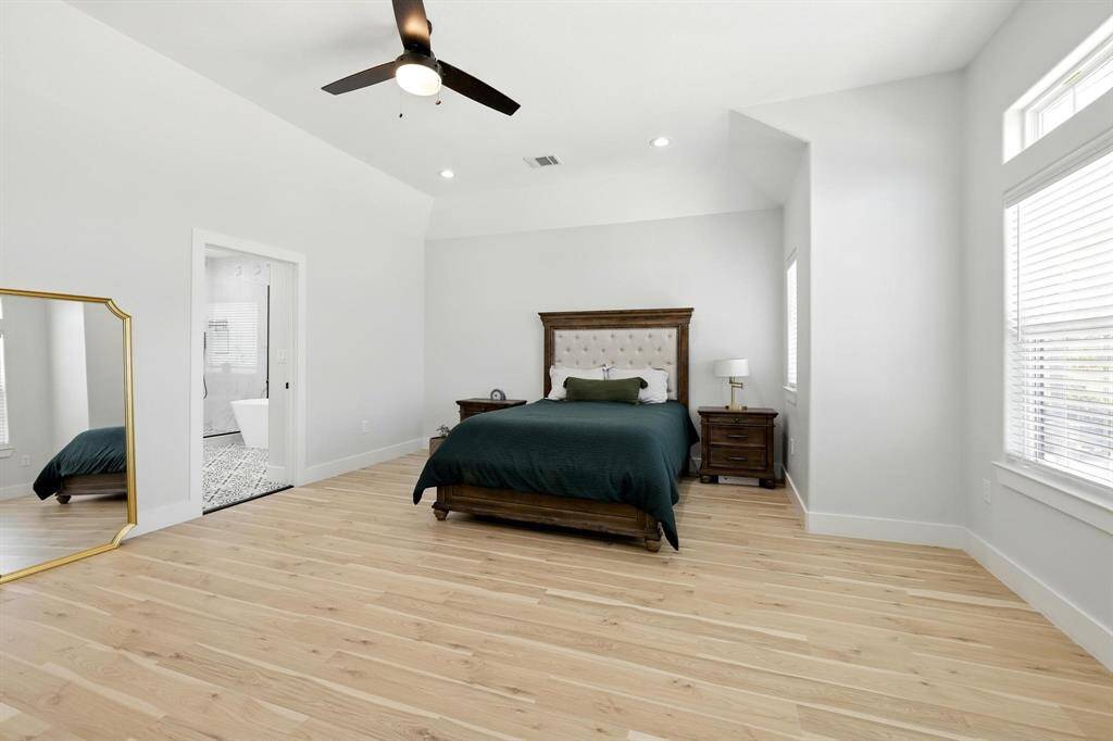 Whether you're relaxing, working or simply enjoying the space, this primary bedroom provides the flexibility and comfort to fit your lifestyle.