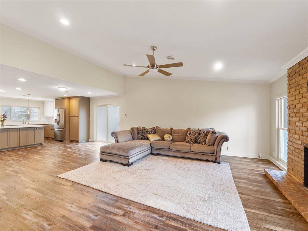 Perfect for hosting unforgettable gatherings with friends and family