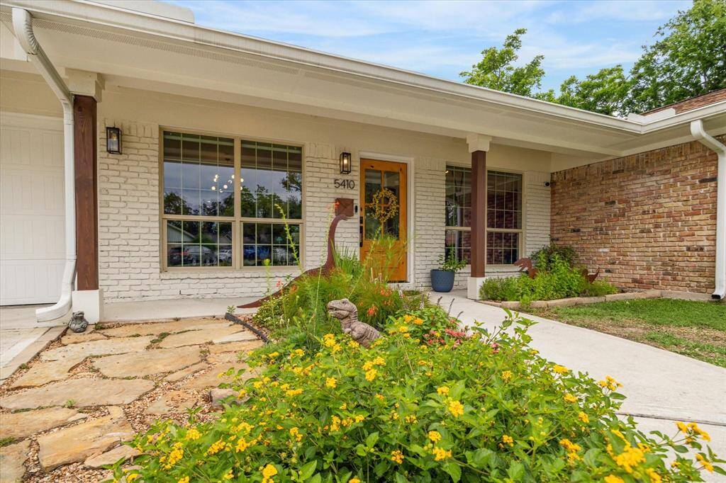 Main entrance showcasing a clean and attractive front door.