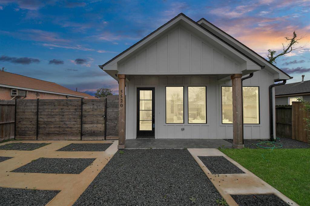 Welcome to 5520 Chapman Street!