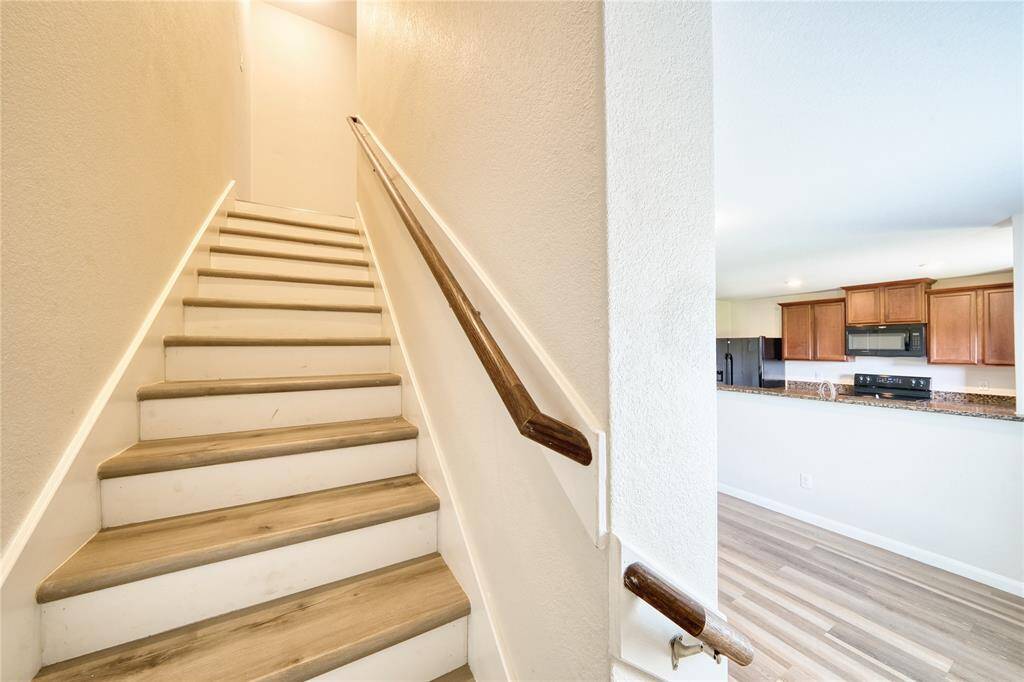 Stairs leads to the secondary rooms.