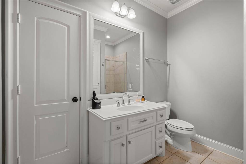 Secondary bathroom #3.