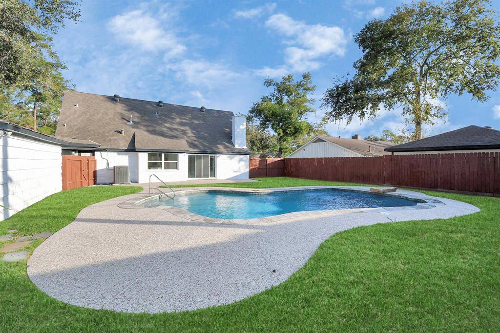 This beautifully renovated two-story home in Houston's desirable Westbury area radiates modern elegance and charm. Thoughtfully designed with every detail in mind, it boasts a sparkling swimming pool, making it the perfect blend of luxury and comfort.