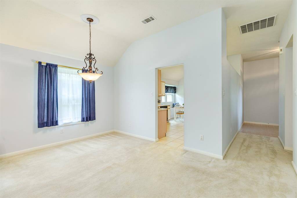 Spacious dining and family room perfect for entertaining friends and family.