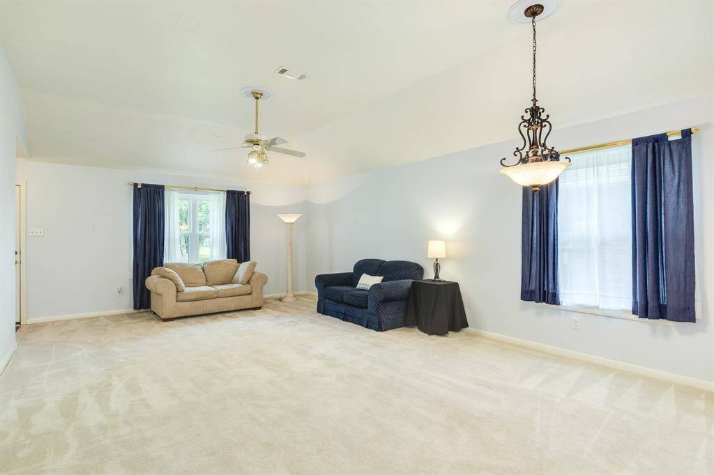 Spacious dining and family room perfect for entertaining friends and family.