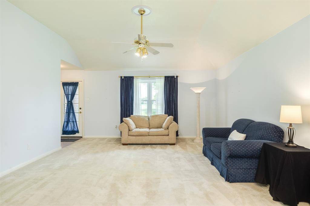Spacious dining and family room perfect for entertaining friends and family.