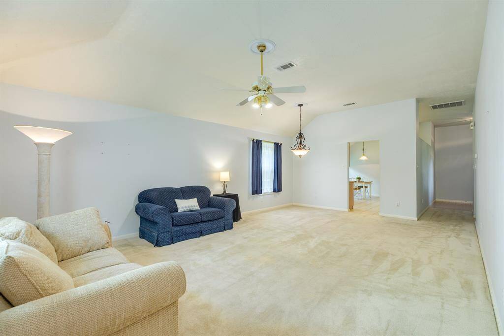 Spacious dining and family room perfect for entertaining friends and family.