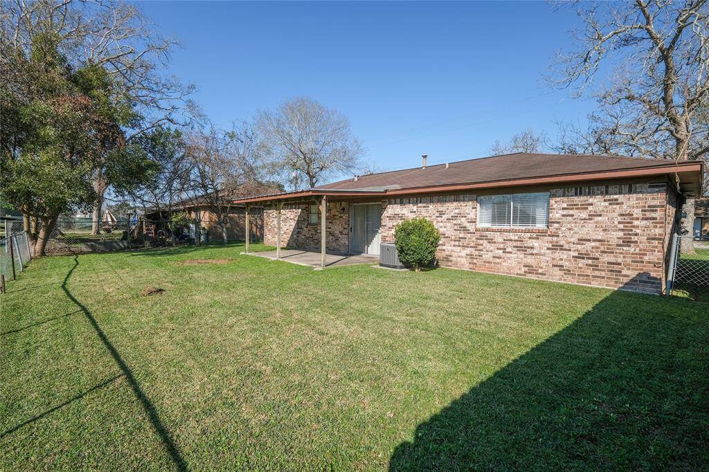 Covered patio/backyard
