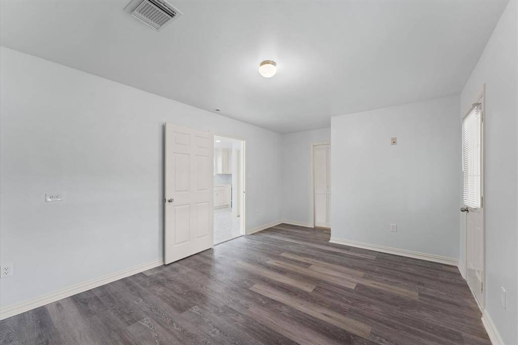 Generous sized bedroom.