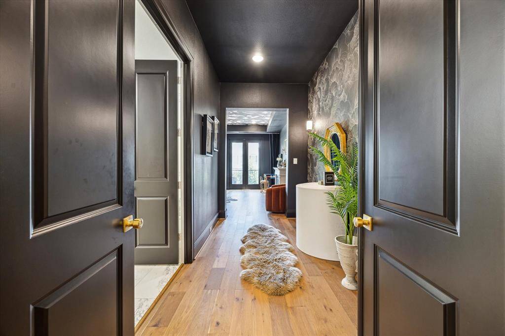 Entry to the private primary suite
