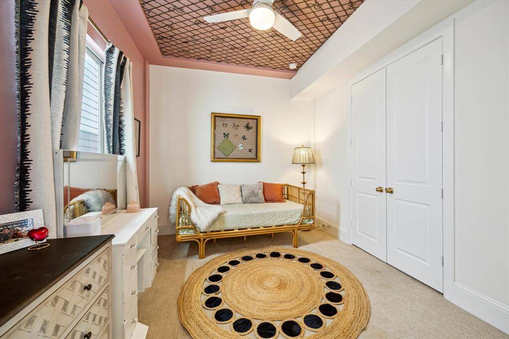 Secondary bedroom