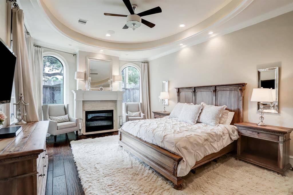 Primary bedroom suite.