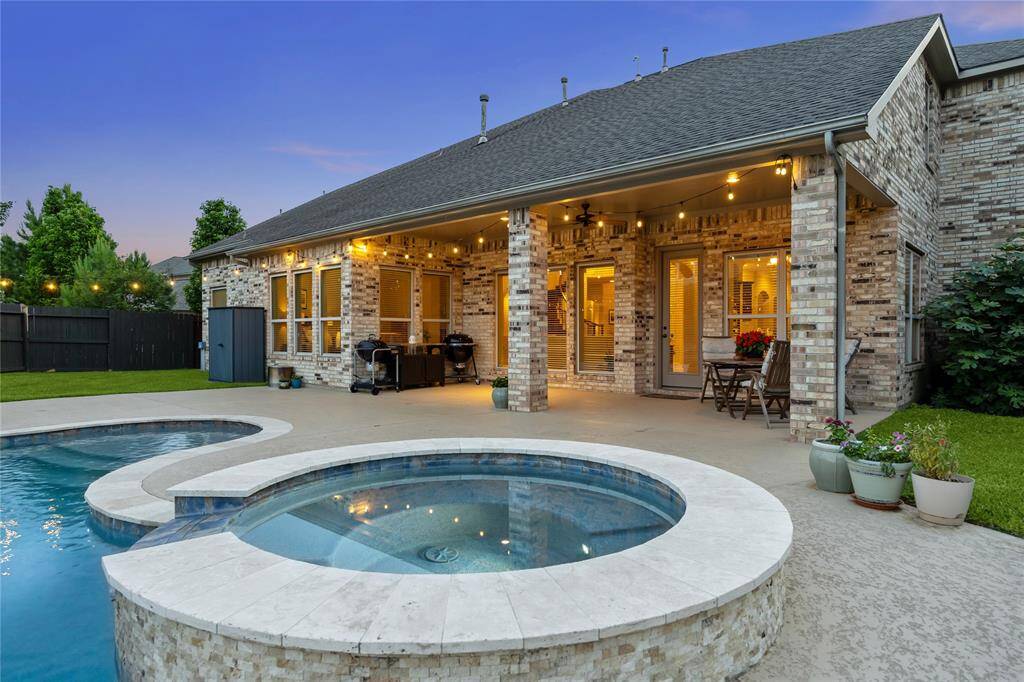 Your own private escape, perfect for both lively gatherings and peaceful evenings under the stars.