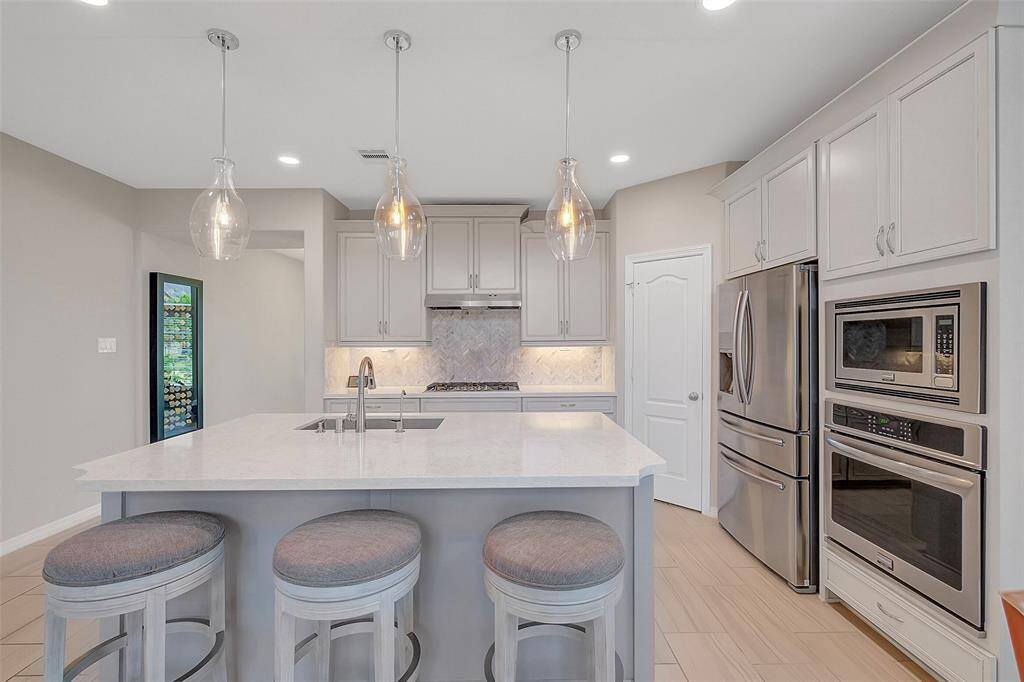 There is a custom lighting system in the kitchen that you can control remotely from your phone.