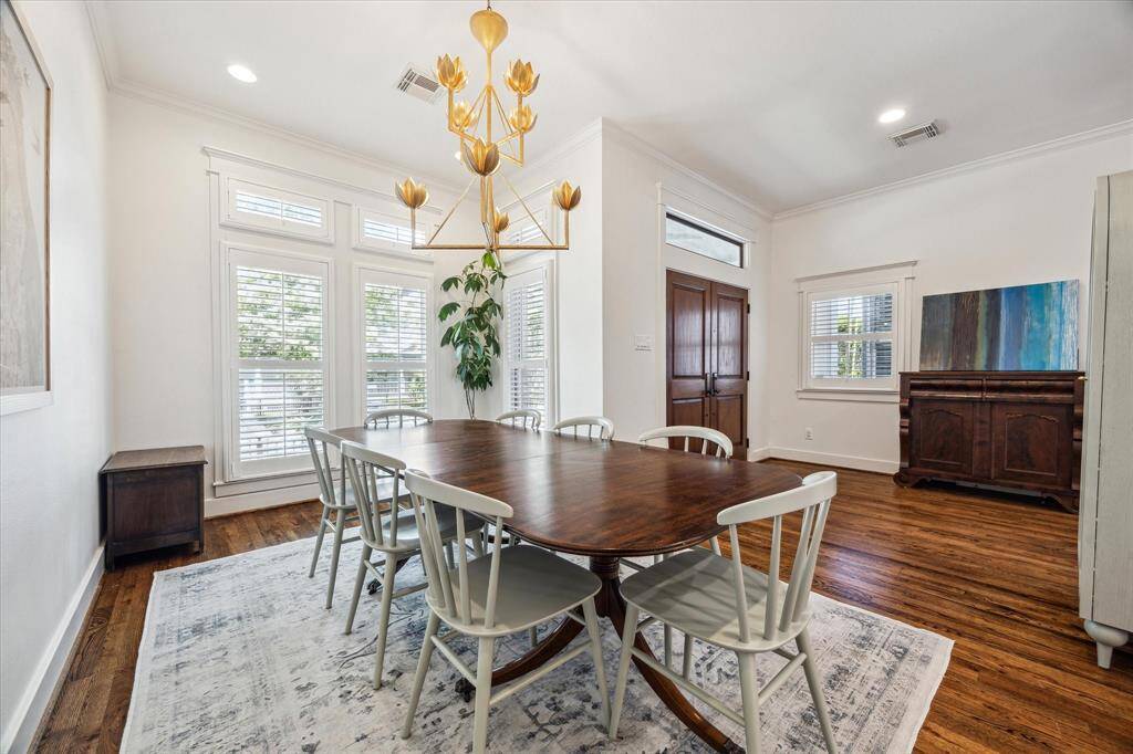 Another view of the dining room adjacent to the entryway.