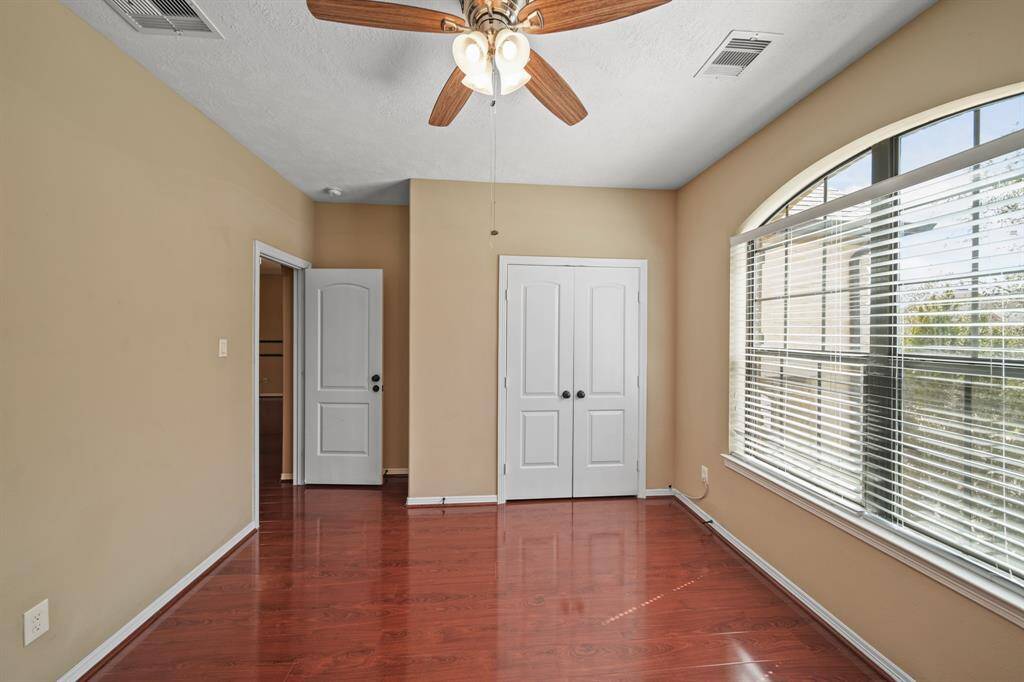 Additional view of the Home Office and space it has to offer for working in privacy
