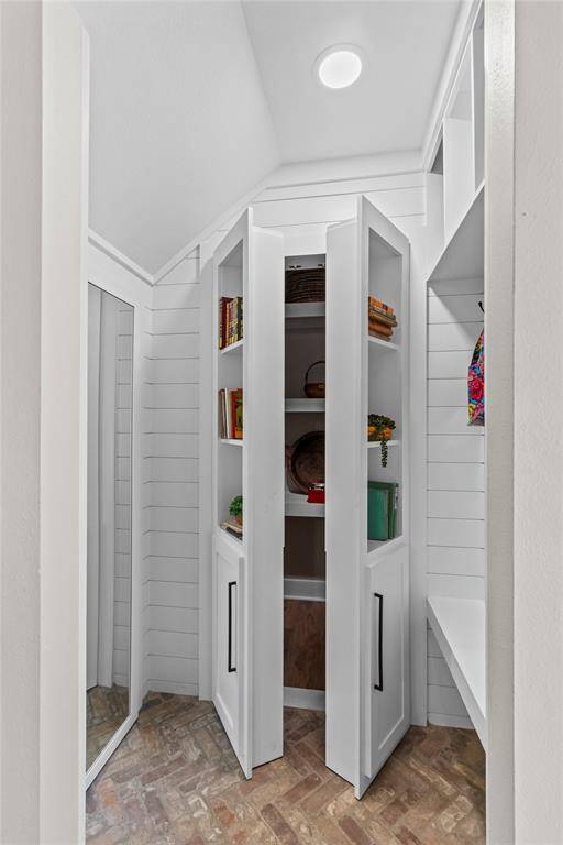 And MORE hidden storage!