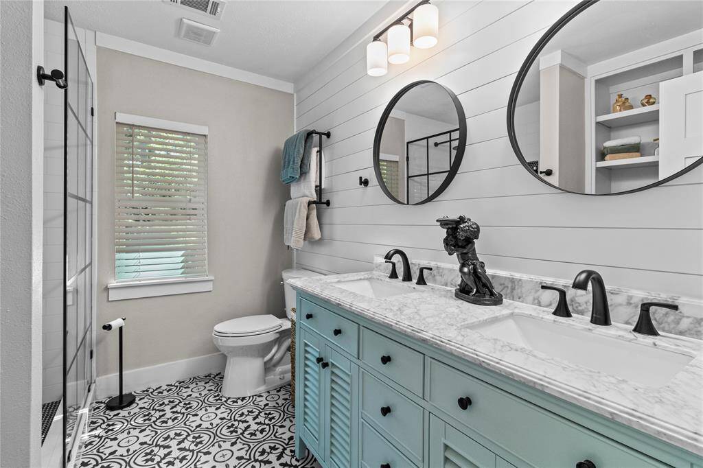 Secondary bath with stand alone shower