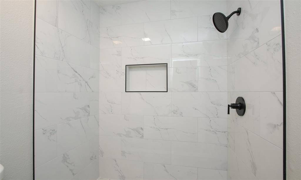 Primary Bath2