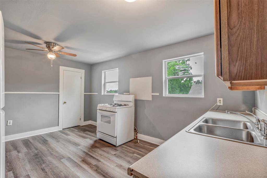Unit #2 - kitchen