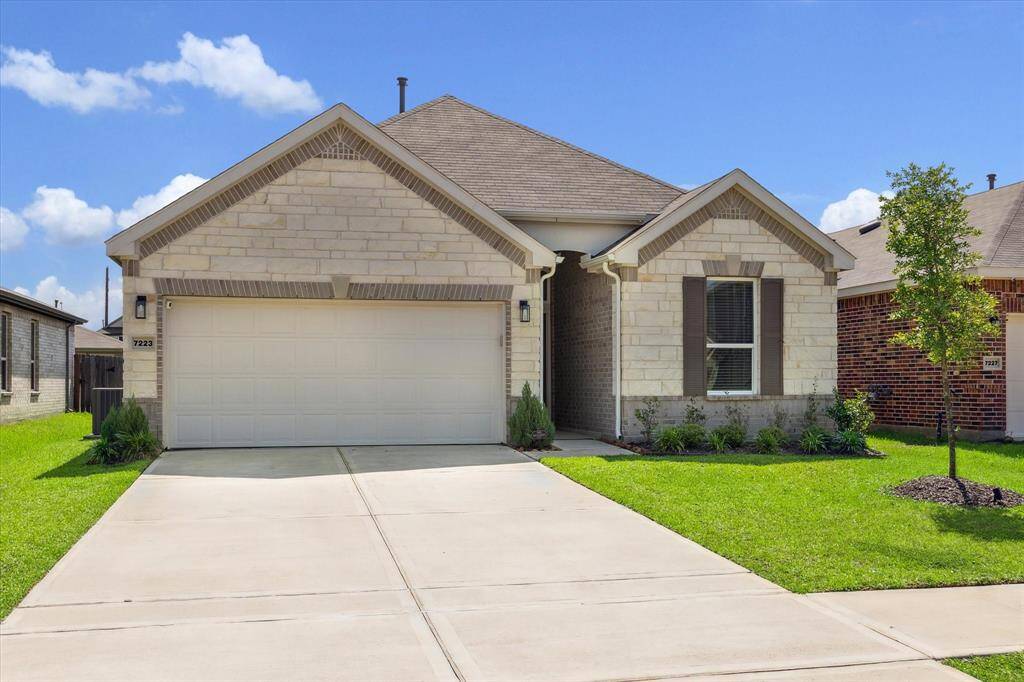 Welcome to 7223 Bakersfield Ct. built by KB Homes and situated on a quiet cul-de-sac.