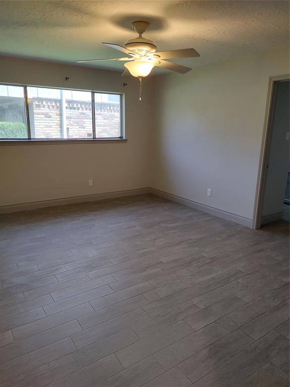Spacious Primary bedroom