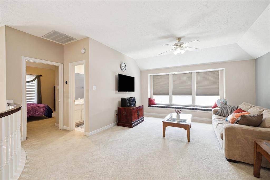 Game room upstairs