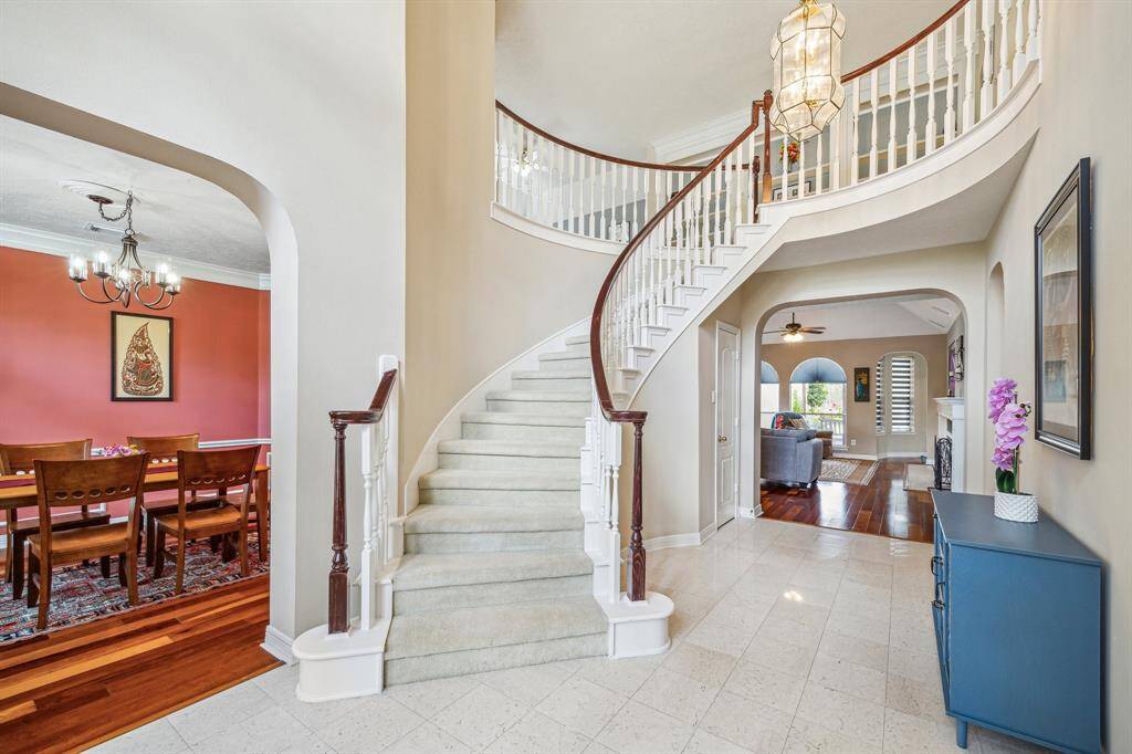 Entryway with marble flooring