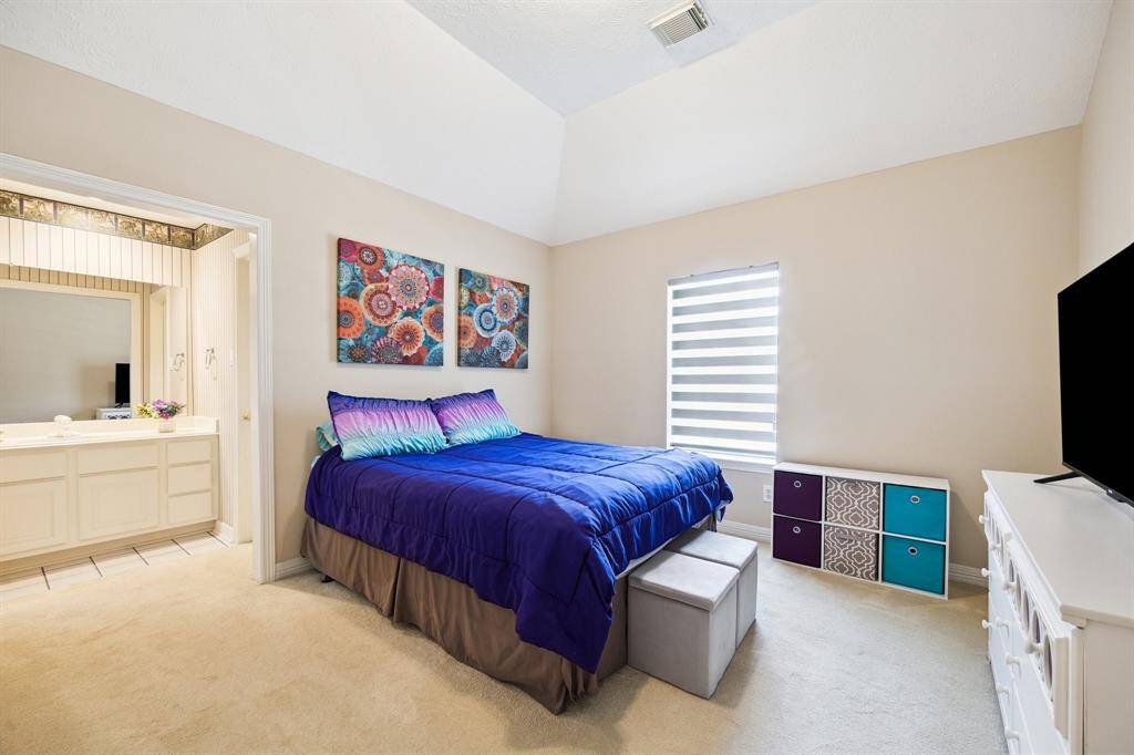Secondary bedroom #2