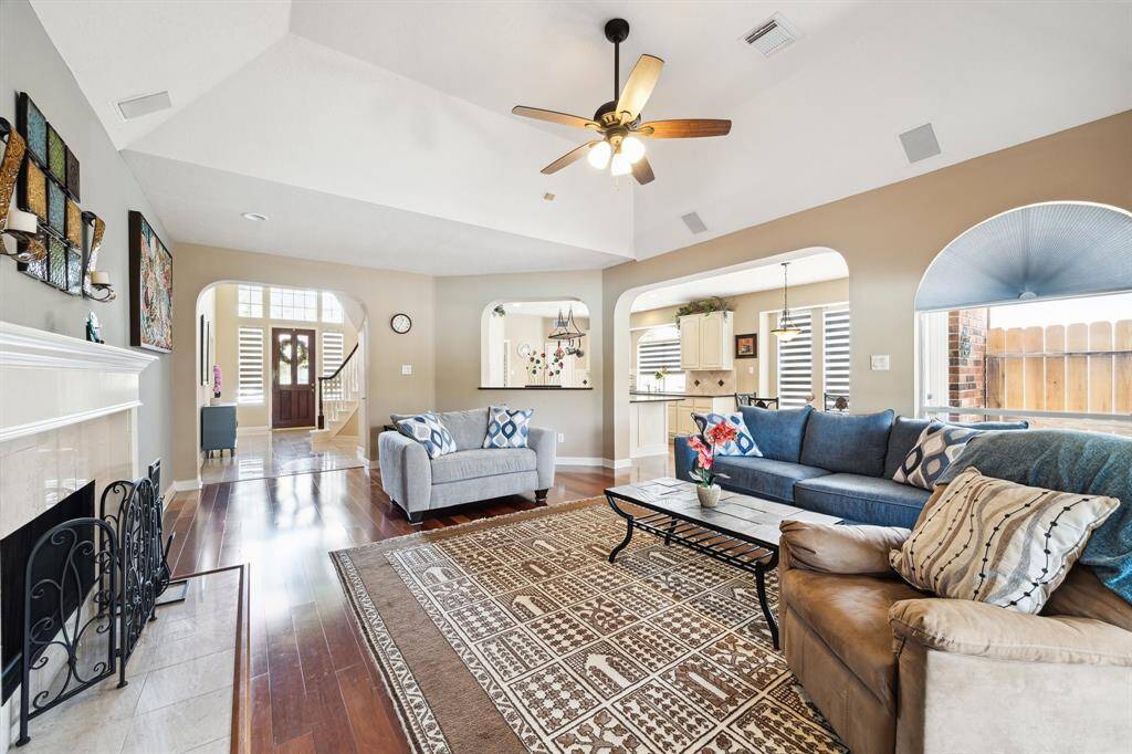 Large living room with tall ceilings