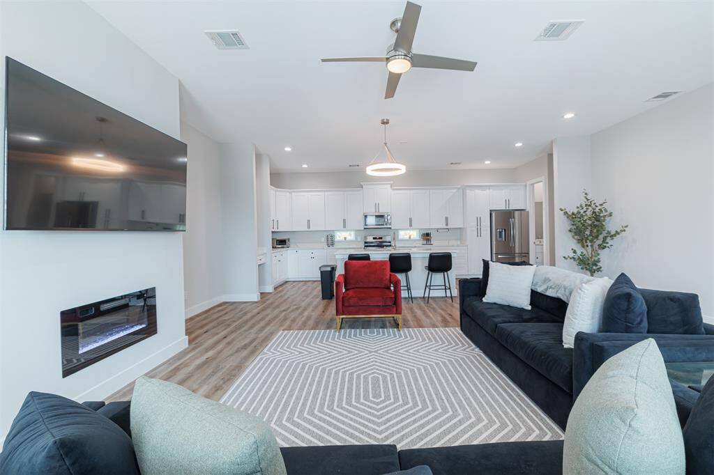 Another view of the family room.