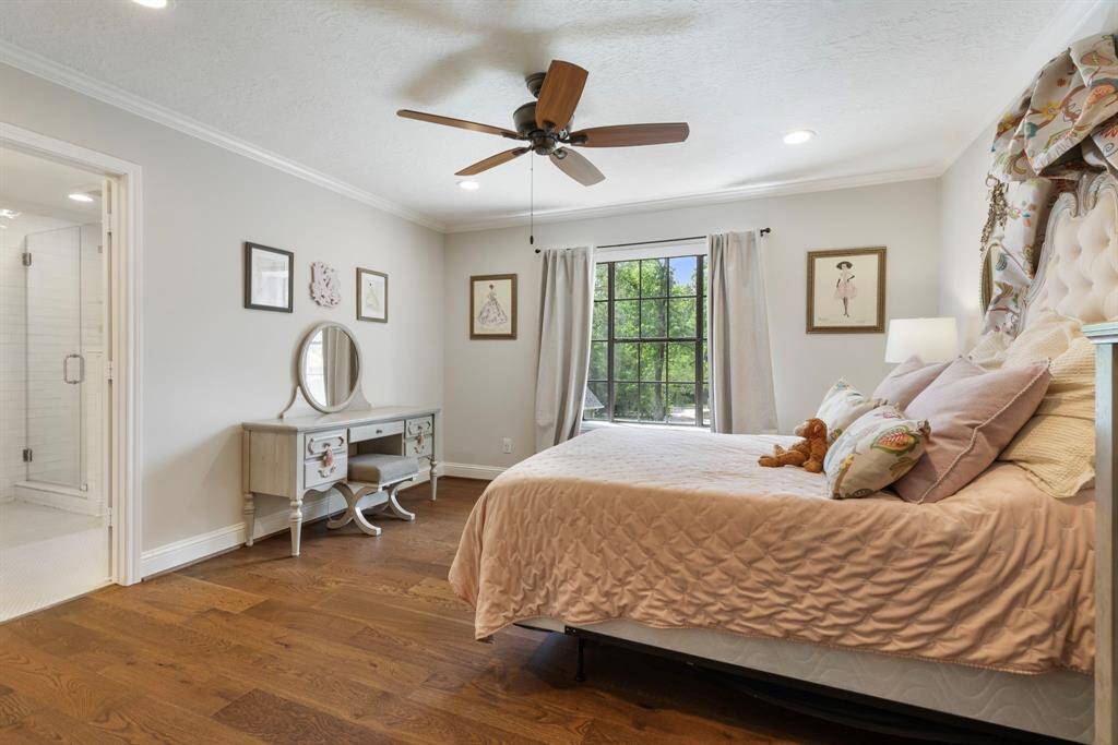 Upstair bedroom 2